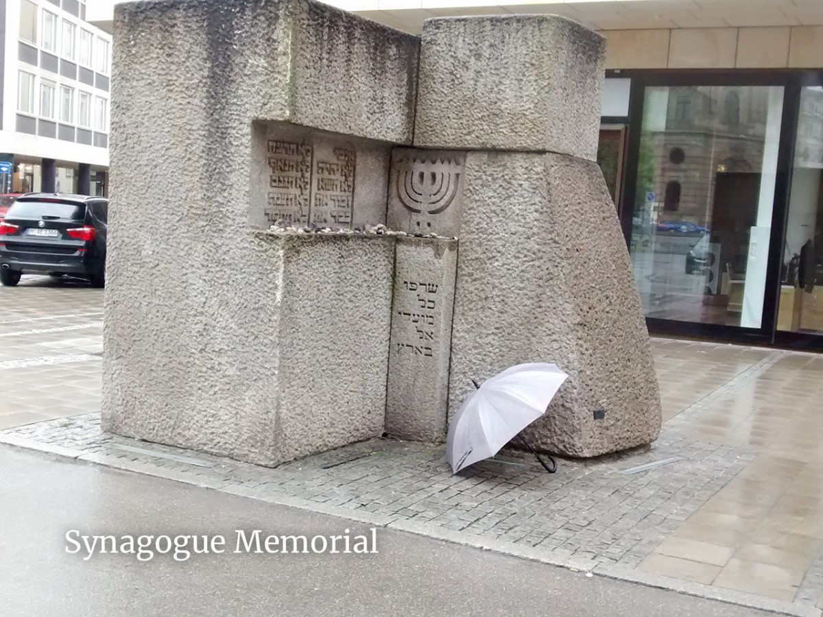 Synagogue Memorial
